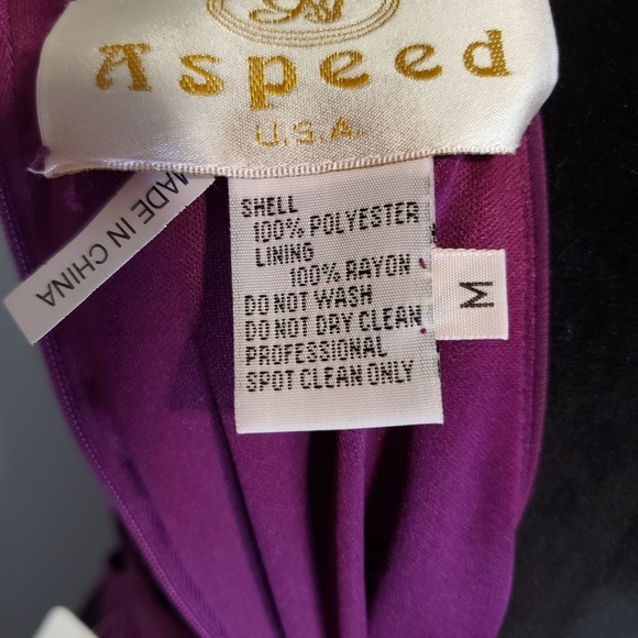 ASPEED Gown - Picture 12 of 14